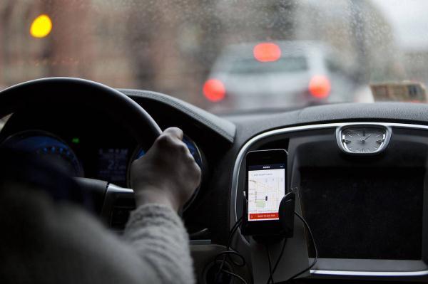 Uber将追踪司机驾车行为 提高行车安全水平